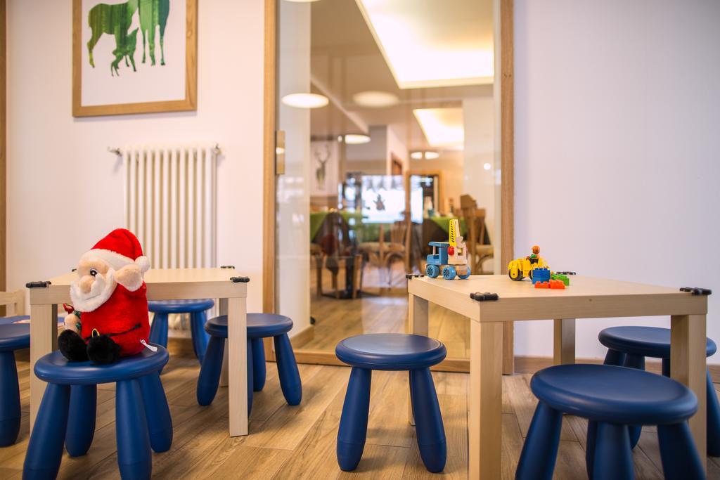 Alpencolor Hotel Tonale Пассо-дель-Тонале Екстер'єр фото